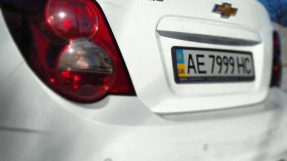 Chevrolet Aveo Sedan Sonic Individual 5