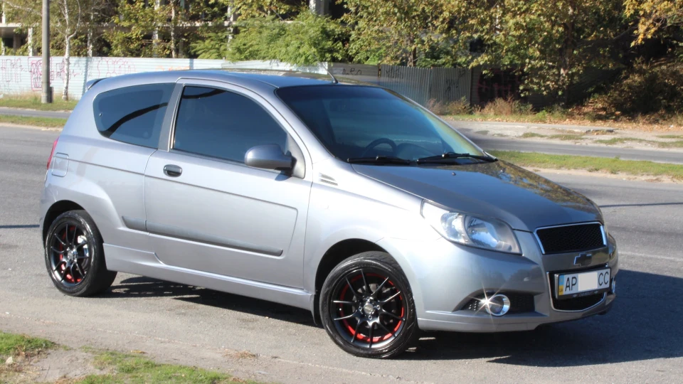 Chevrolet Aveo Sedan SS coupe 3