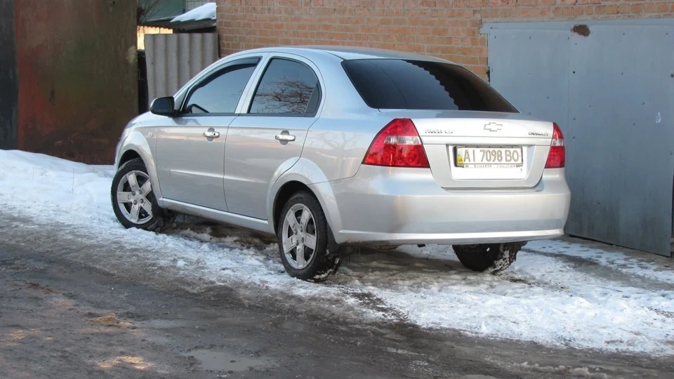 Chevrolet Aveo Sedan Street Champion 5