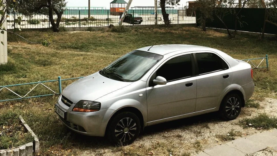 Chevrolet Aveo Sedan Street Racer 👽