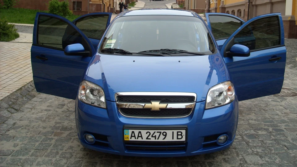 Chevrolet Aveo Sedan T250 3