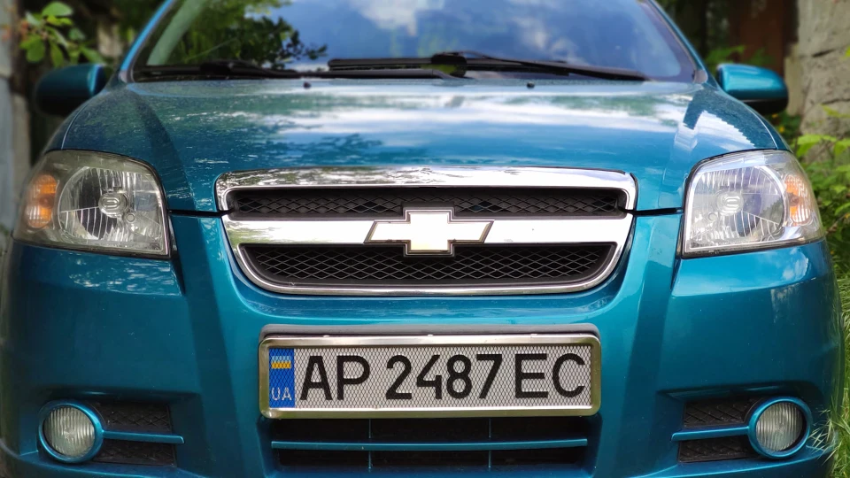 Chevrolet Aveo Sedan Tiffany 2