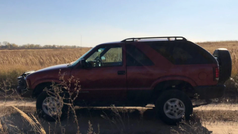 Chevrolet Blazer V6 4.3L 4WD 2