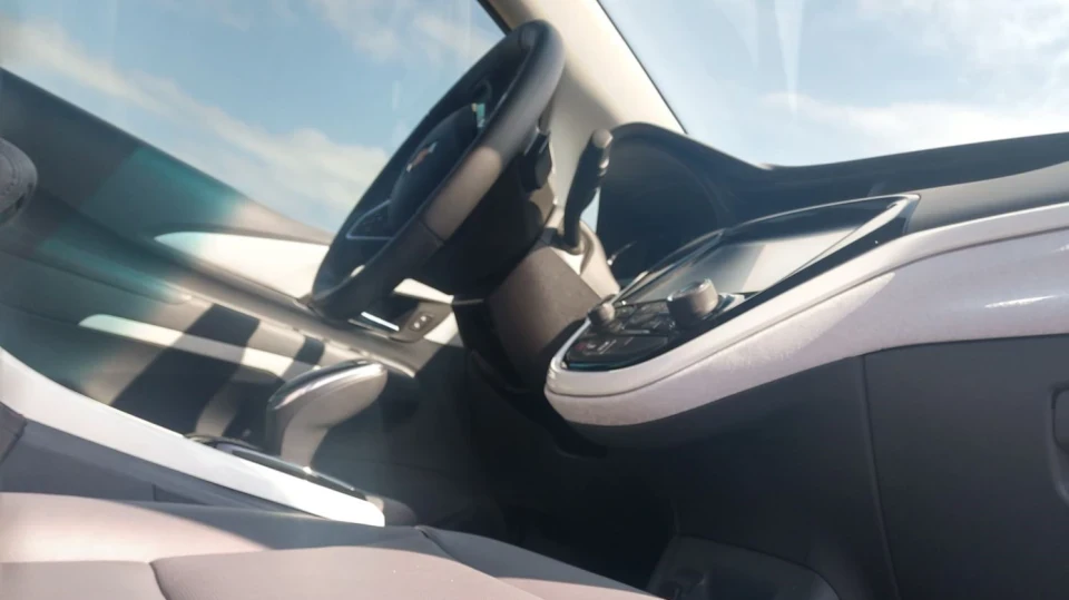 Chevrolet Bolt EV електрична куля 3