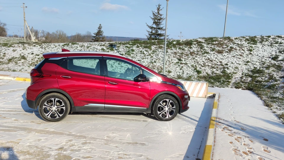 Chevrolet Bolt EV вишенька 2