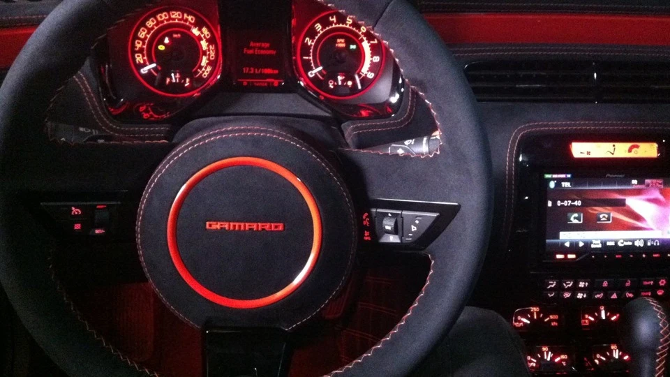Chevrolet Camaro 2
