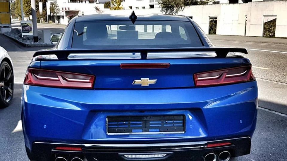 Chevrolet Camaro 2SS 2