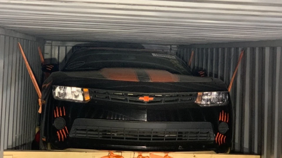 Chevrolet Camaro Decepticon 2