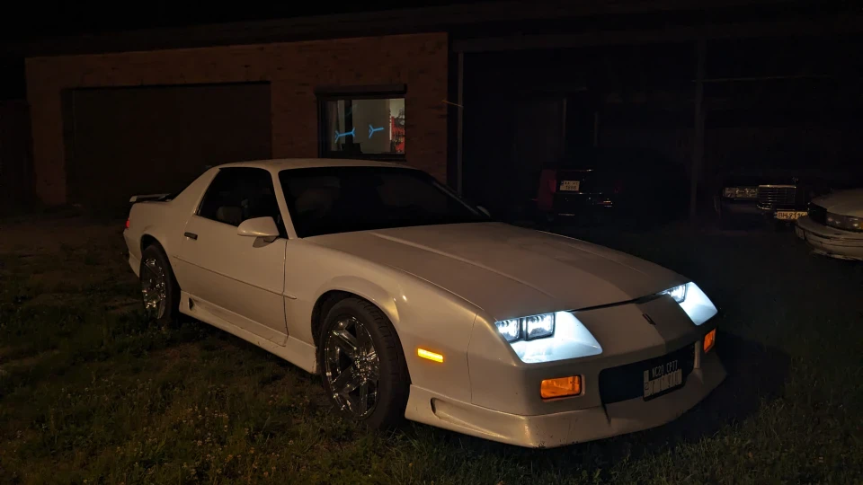 Chevrolet Camaro RS «Mirrorshades» 2