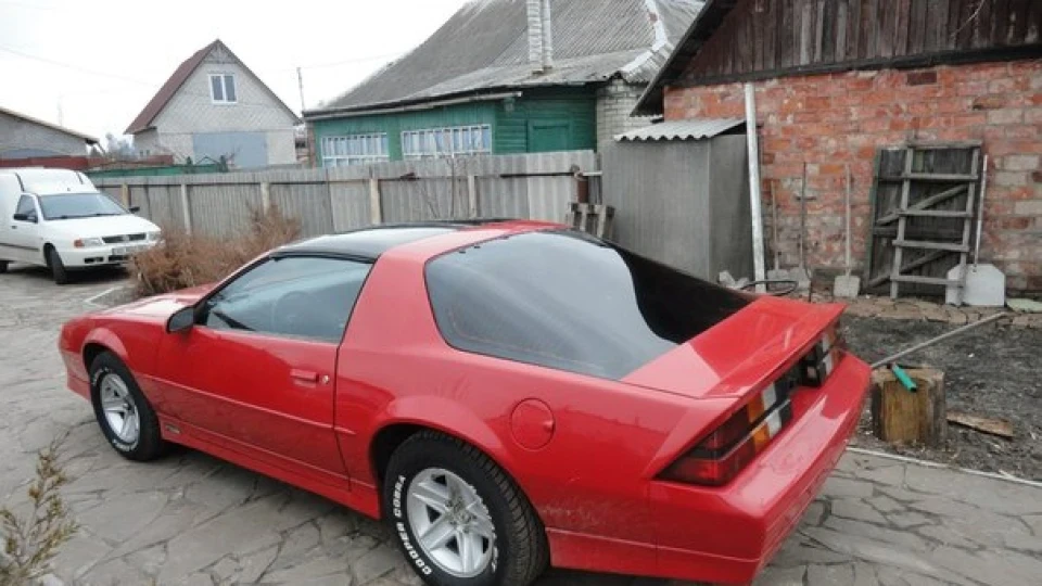 Chevrolet Camaro RS Targa 4