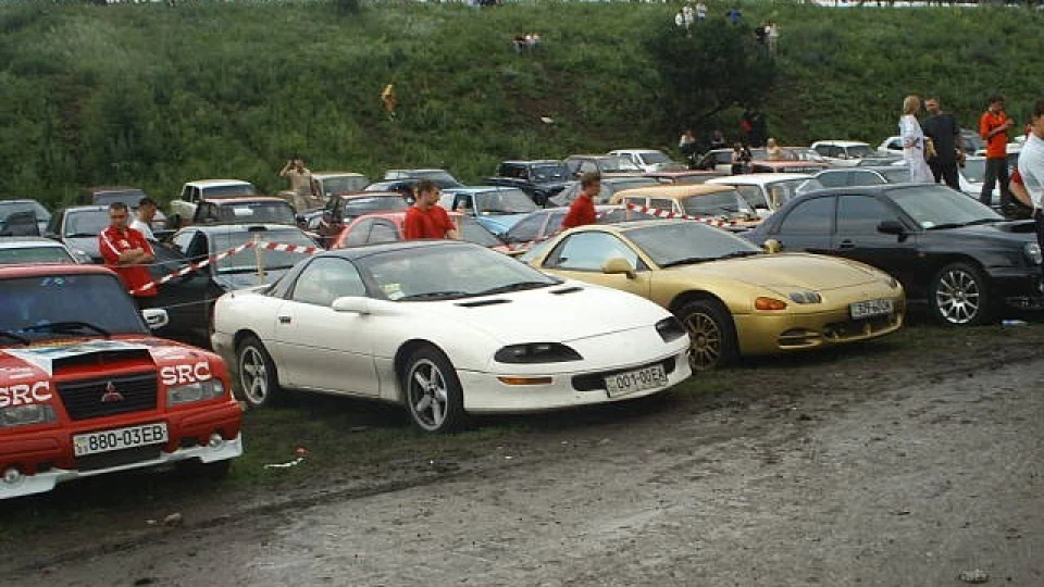 Chevrolet Camaro Z28 5.7 хутро V авто 4