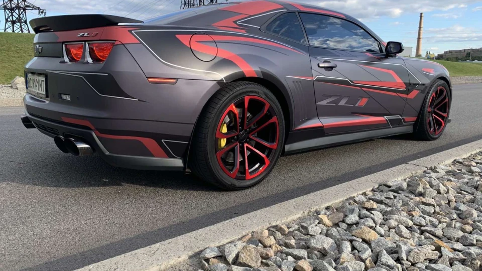 Chevrolet Camaro ZL1-700+++