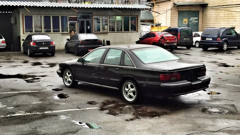 Chevrolet Caprice LTZ "Event Horizon" LT1 2