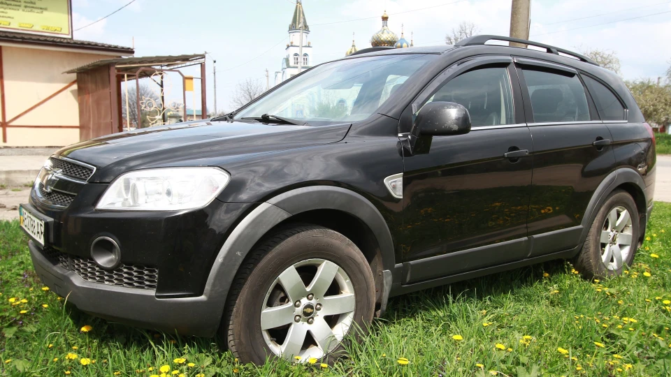 Chevrolet Captiva 4