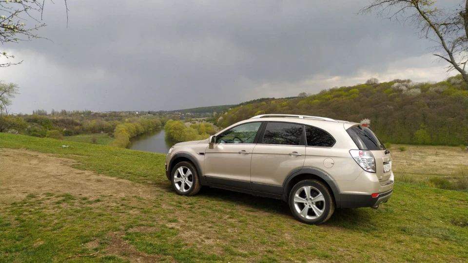 Chevrolet Captiva 2.2D AT 3