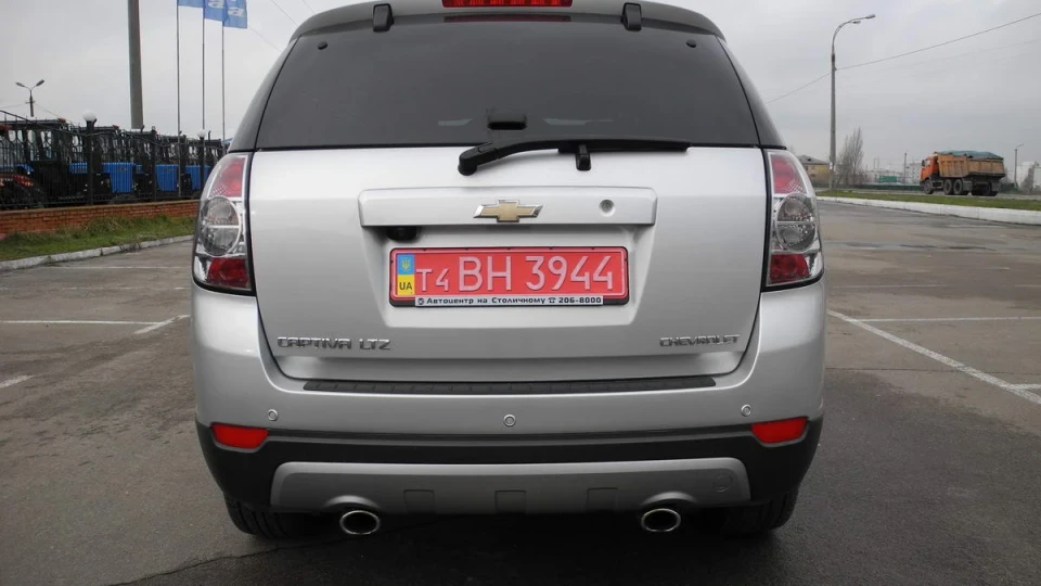 Chevrolet Captiva 3.0 V6 6AT 4WD 4