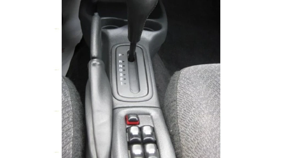 Chevrolet Cavalier 5