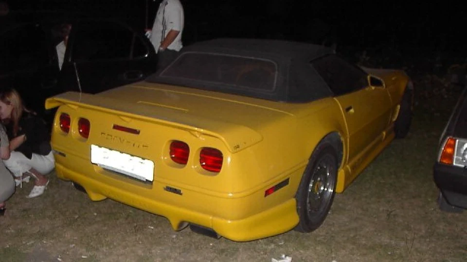 Chevrolet Corvette 3