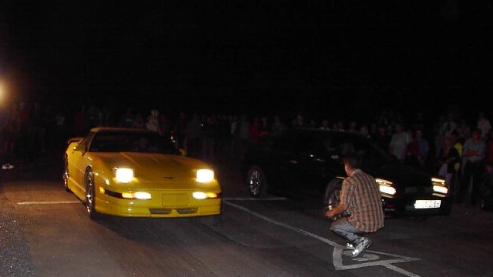 Chevrolet Corvette 4