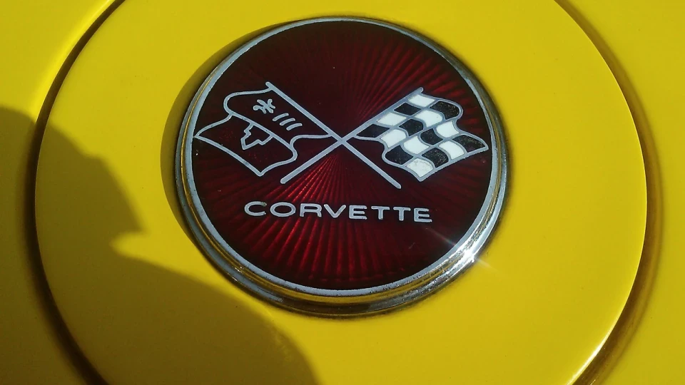 Chevrolet Corvette STINGRAY 2