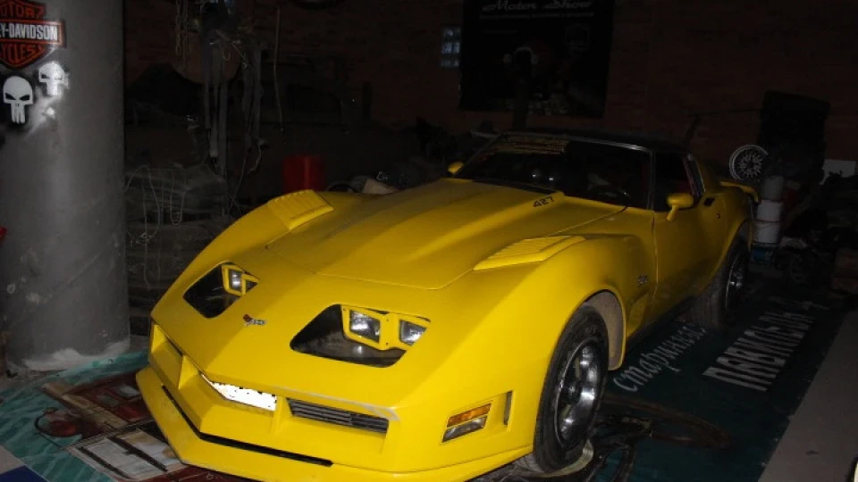 Chevrolet Corvette STINGRAY 3