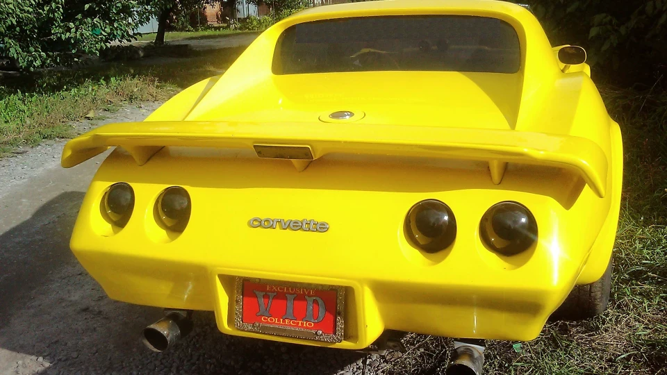 Chevrolet Corvette STINGRAY 4