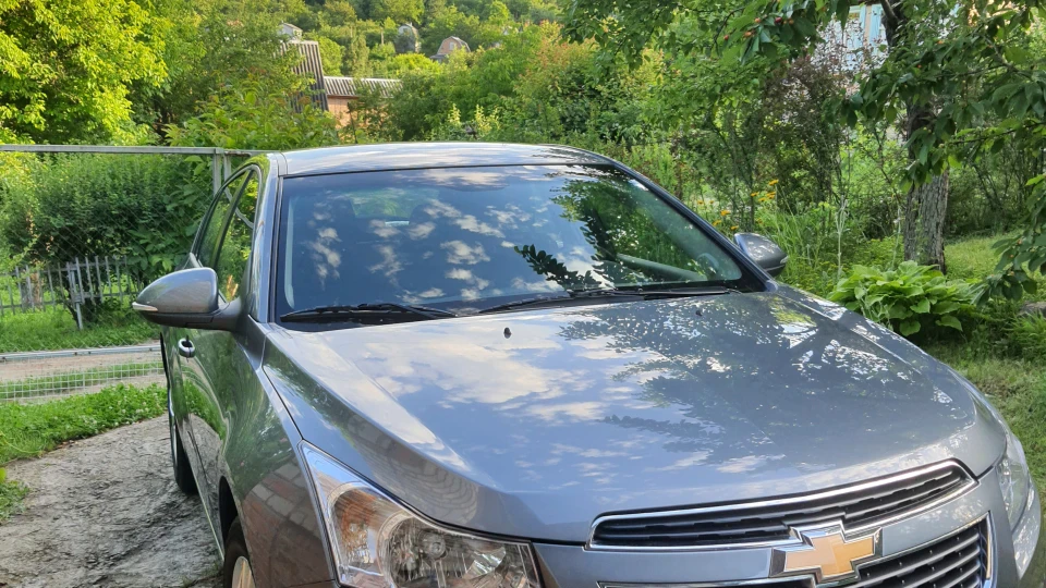 Chevrolet Cruze Hatchback 2