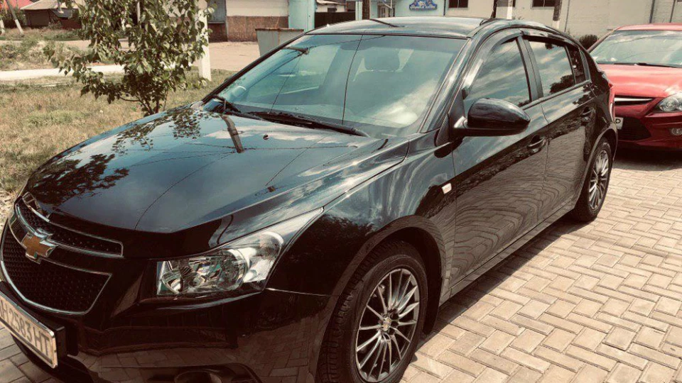 Chevrolet Cruze Hatchback 2