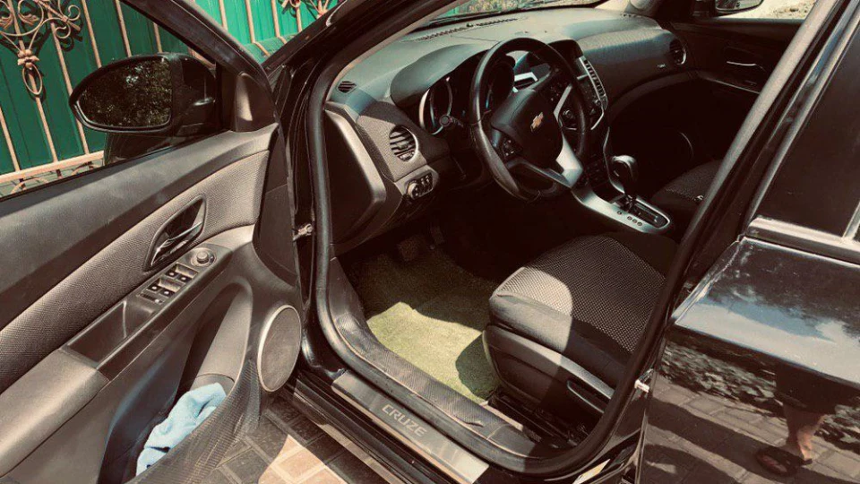 Chevrolet Cruze Hatchback 4