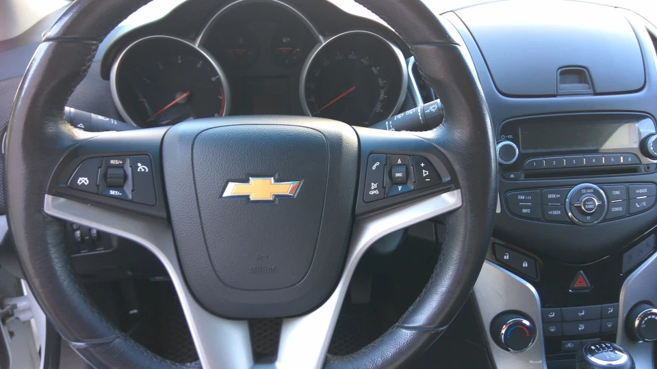 Chevrolet Cruze Hatchback 1,6i (124 к.с.) 5-хутро 4
