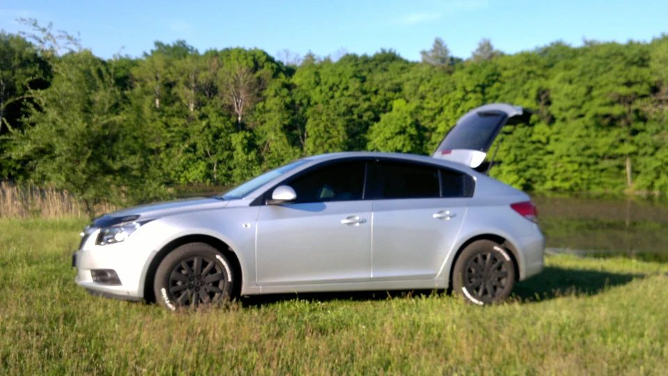 Chevrolet Cruze Hatchback 1.8 механіка