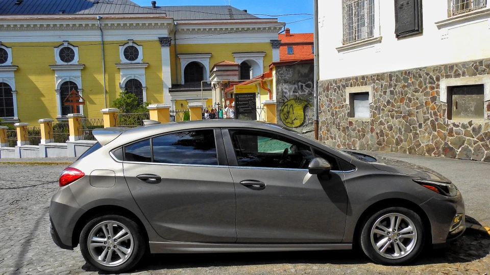 Chevrolet Cruze Hatchback RS1.4turbo 155л.с 113квт 4