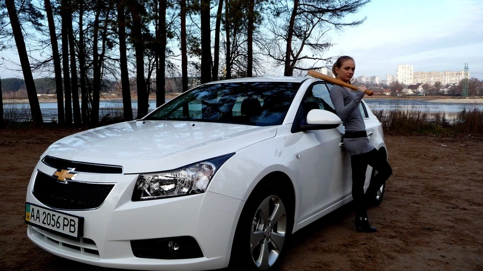 Chevrolet Cruze Hatchback White Style LTZ 5