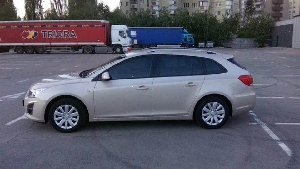 Chevrolet Cruze Station Wagon 1.8 2