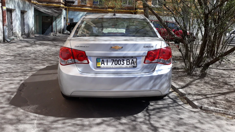 Chevrolet Cruze 4