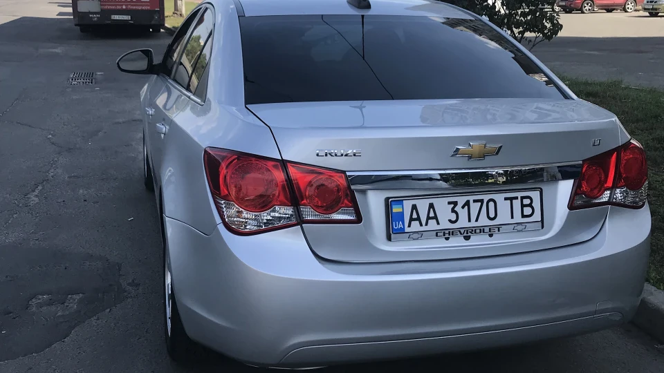 Chevrolet Cruze 1.4 Сірий Козлик =) 4