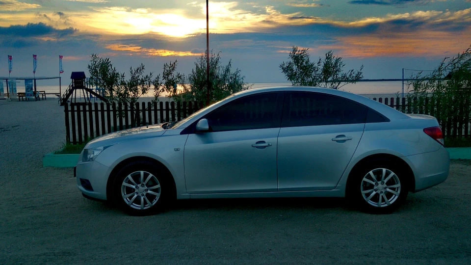 Chevrolet Cruze 1.8МТ 2