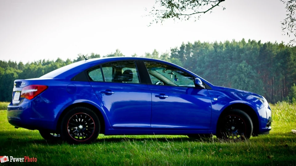 Chevrolet Cruze Blue Wave 3
