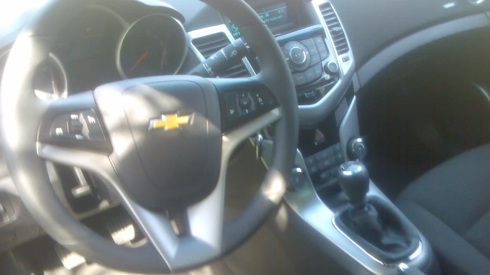 Chevrolet Cruze Чорний металік. 1.8 3