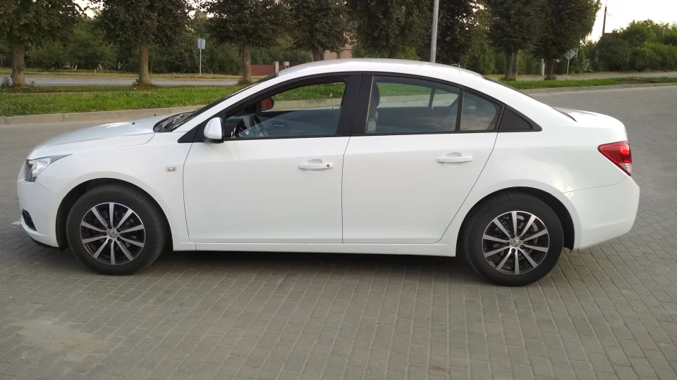 Chevrolet Cruze F16D4 2