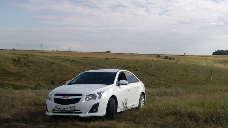 Chevrolet Cruze FL White 2
