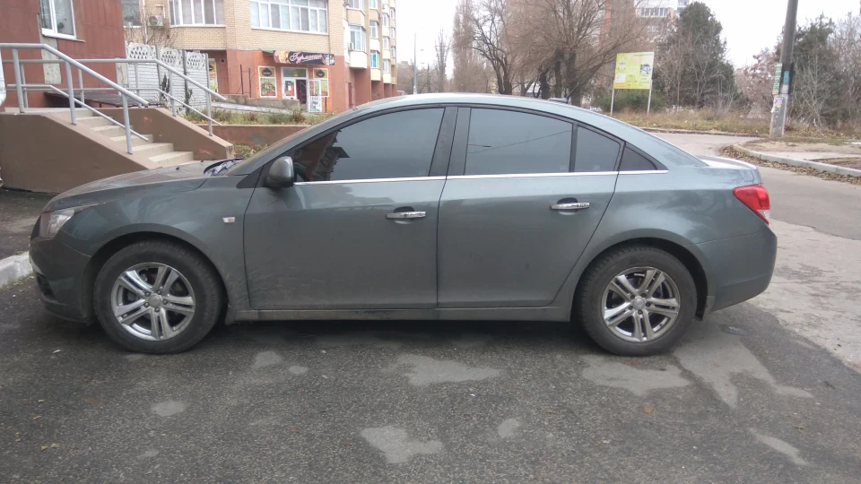 Chevrolet Cruze LTZ 1.8 AT бензин/газ 4