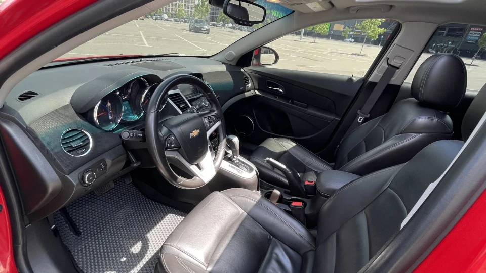 Chevrolet Cruze LTZ RS USA 4