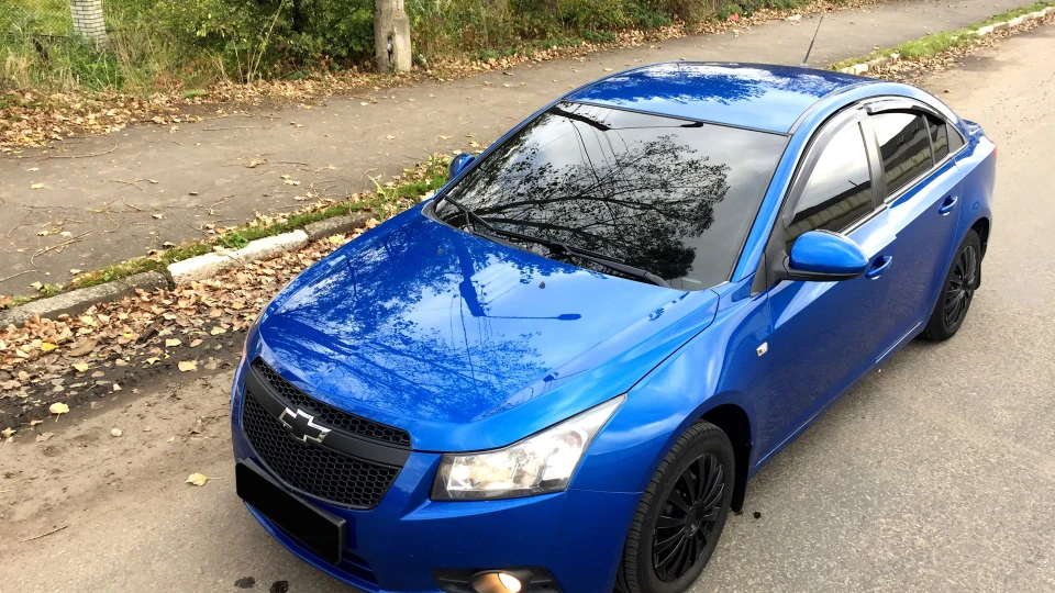 Chevrolet Cruze moroccan blue 3