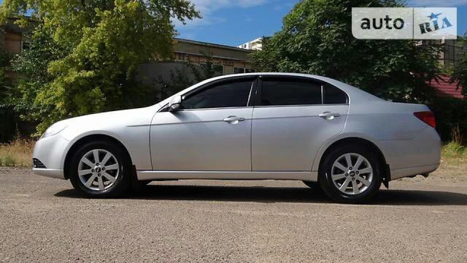 Chevrolet Epica 4