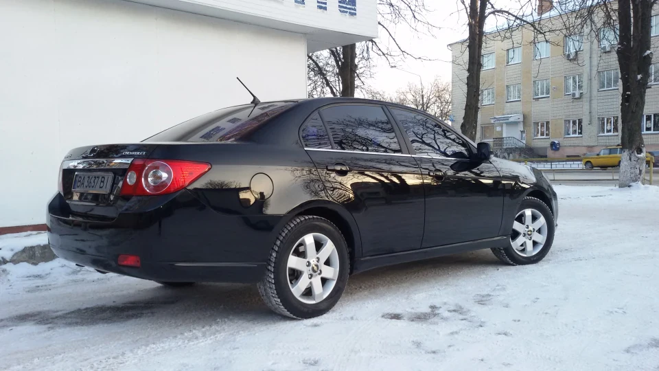 Chevrolet Epica 4