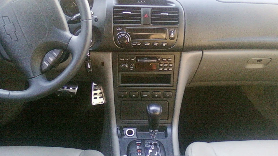 Chevrolet Evanda 5