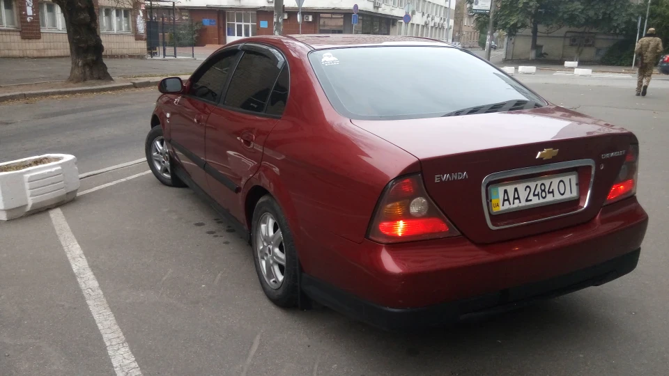 Chevrolet Evanda 2