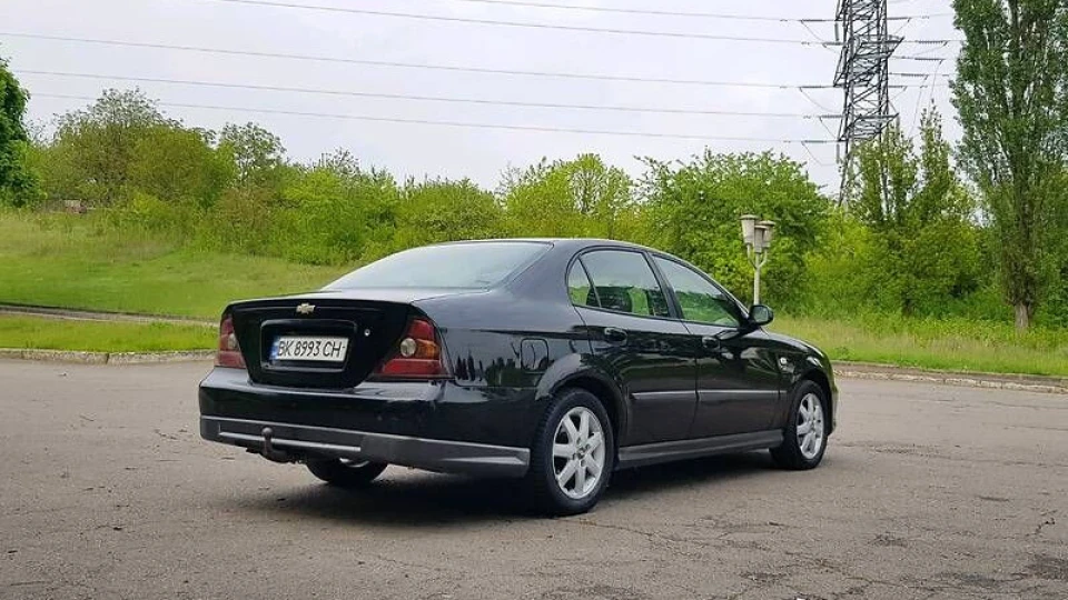 Chevrolet Evanda 3