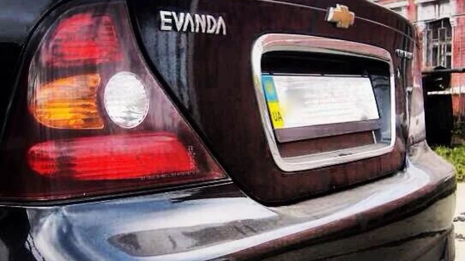 Chevrolet Evanda CDX 24V. 3